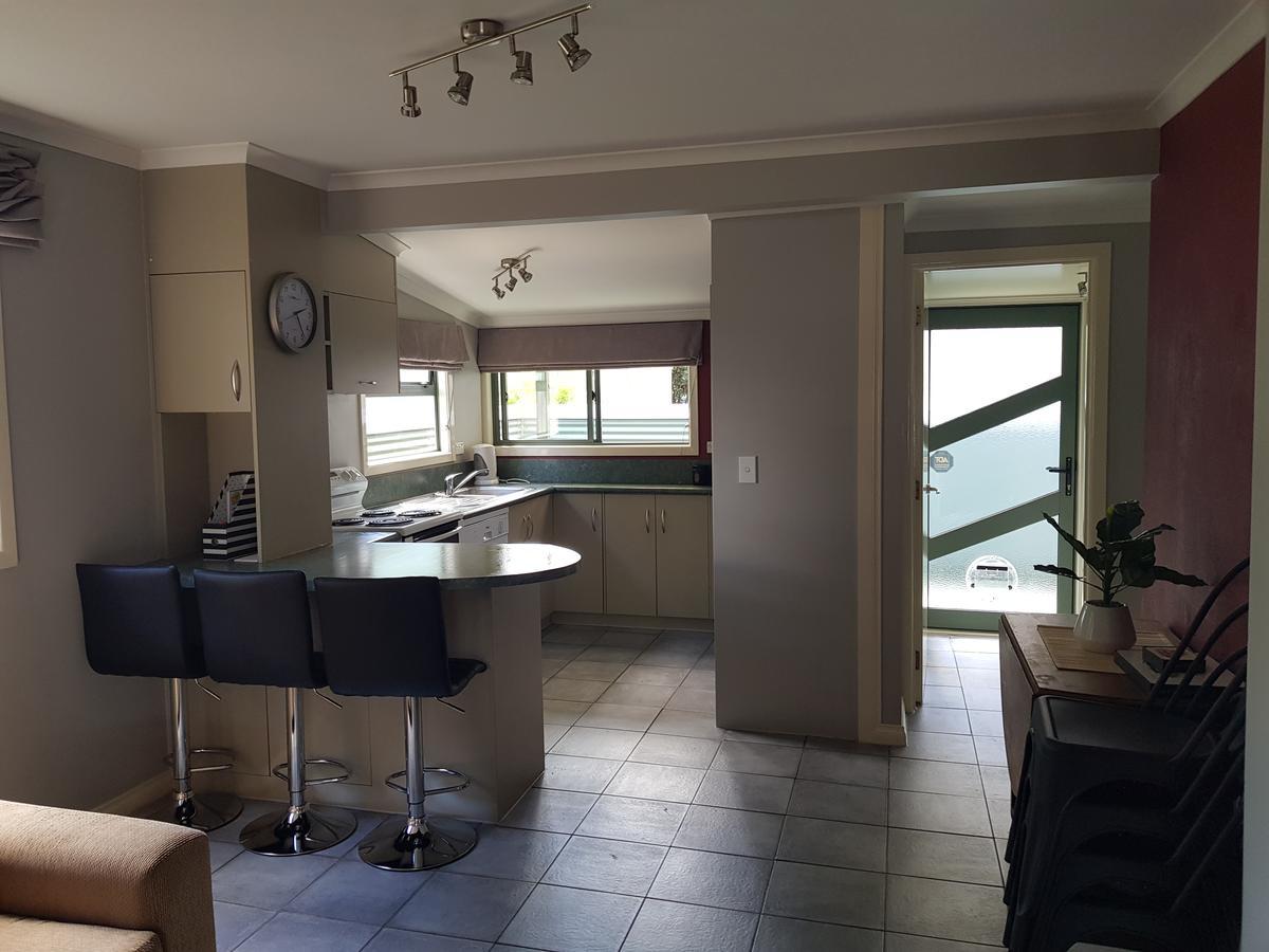 Central Taupo Townhouse Buitenkant foto